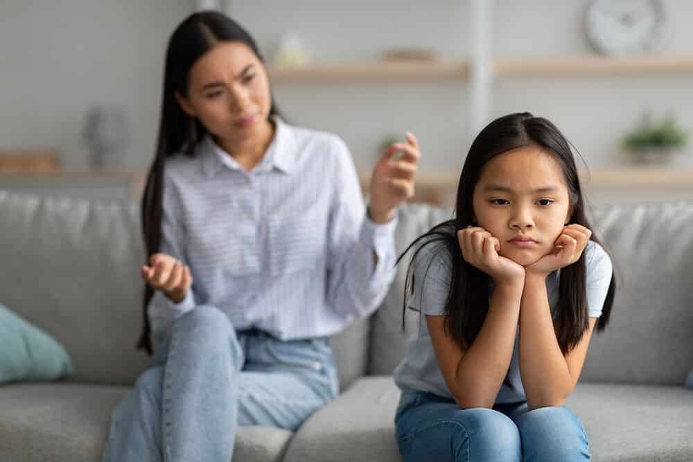 Làm gì lúc con bạn quậy phá? Hiểu được căng thẳng nhưng mà con bạn đang gặp phải.